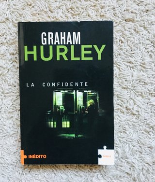 La confidente. Novela intriga