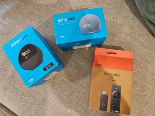 Cajas vacías de firetv 4k, echo spot y echo dot
