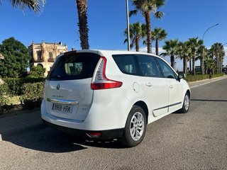 Renault Grand Scenic 2013