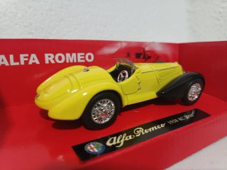 Coche 1:43 Alfa Romeo 1938 8C 2900