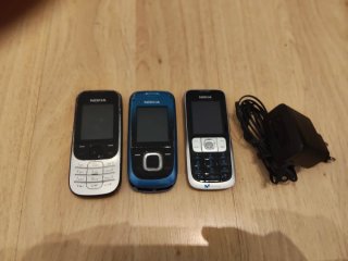 Lote 3 móviles Nokia vintage + cargador