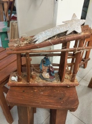 Capanna per presepe in legno