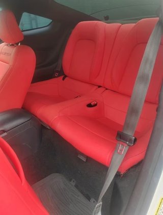FORD MUSTANG 2018