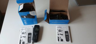 Teléfono fijo inalámbrico Digi.  Dos teléfonos