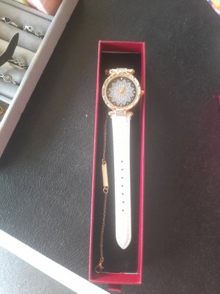 Reloj y Pulsera Dorados
