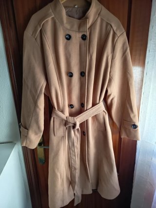 Gabardina Beige Talla 4XL