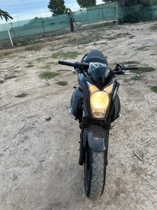 Kawasaki ER-6n Negra