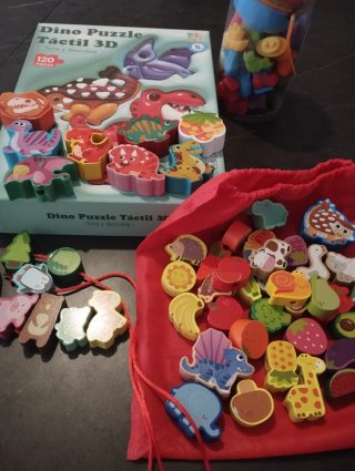 Lote Juguetes Montessori y Puzzle Dinosaurios