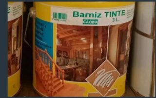 BARNIZ CON TINTE PARA MADERA CAOBA 3L