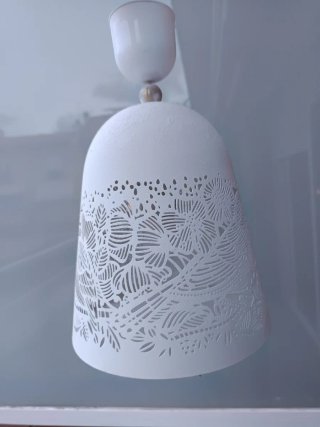 Lámpara de Techo Blanca con Relieve