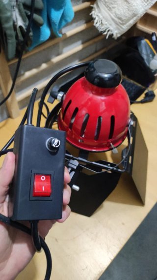 2 Focos Cuarzo 1000w + Dolly Casera