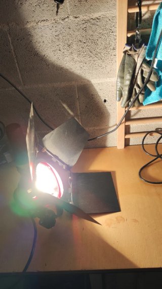 2 Focos Cuarzo 1000w + Dolly Casera