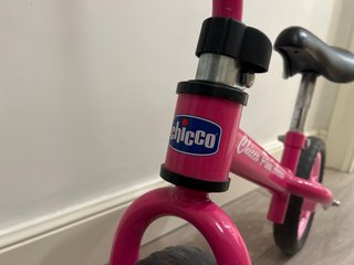 Bicicleta sin pedales Chicco Pink Arrow