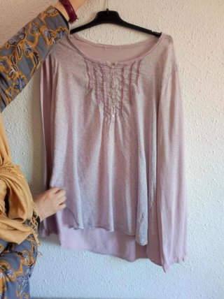 Blusa Romántica Rosa con Estampado Floral