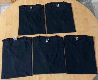 Pack 5 Camisetas Negras Roly Talla S