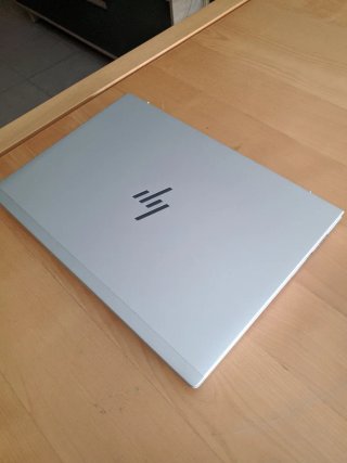 Portátil HP Elitebook 14