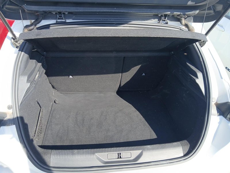 Peugeot 308 2024, foto 10