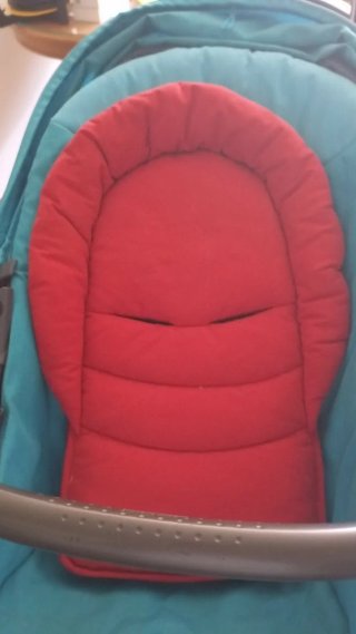 Carrito Stokke con capazo y accesorios