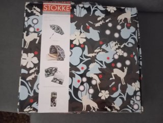 Carrito Stokke con capazo y accesorios