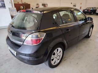 Opel Astra 2009