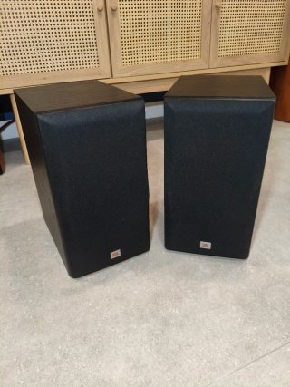 Altavoces JBL Northridge E30