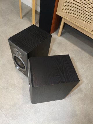 Altavoces JBL Northridge E30