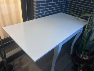 Conjunto Mesa y 6 Sillas de Madera