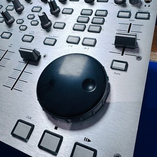 Controladora DJ Hercules RMX