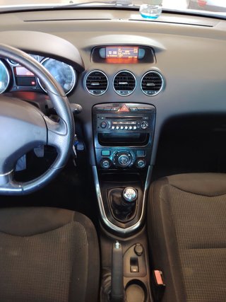 Peugeot 308 2014