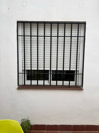 Reja de hierro para ventana