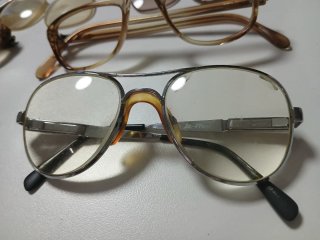 Gafas vintage retro marrones