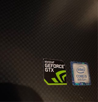 Dell G3 15 Gaming – i5-8300H – GTX 1050 4GB – 8GB