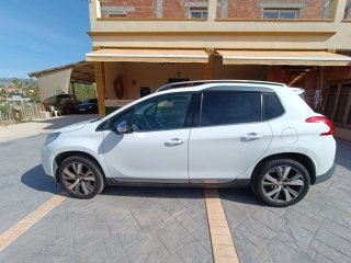 Peugeot 2008 2015