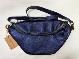 Riñonera de Cuero Azul Brillante Nueva