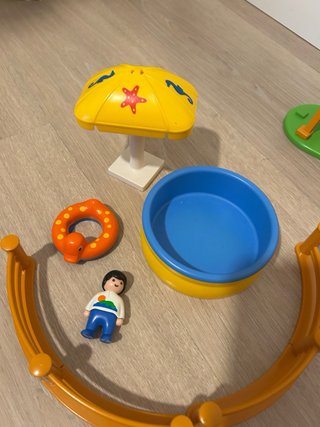 Parque infantil Playmobil 123 con piscina