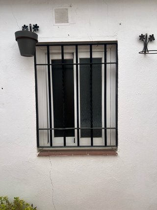 Reja de hierro para ventana