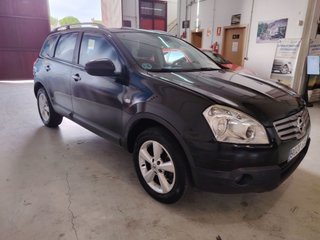 Nissan Qashqai+2 2010