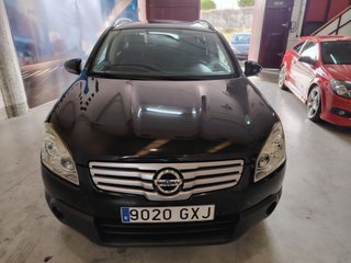 Nissan Qashqai+2 2010