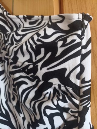 Mono Asimétrico Estampado Talla XXS