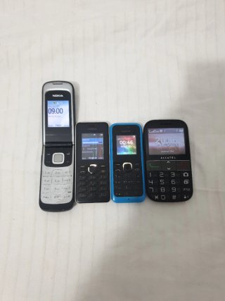 Lote 4 Móviles Nokia y Alcatel