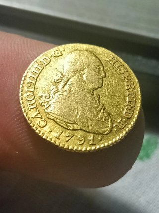 Moneda de Oro un escudo Carlos 4