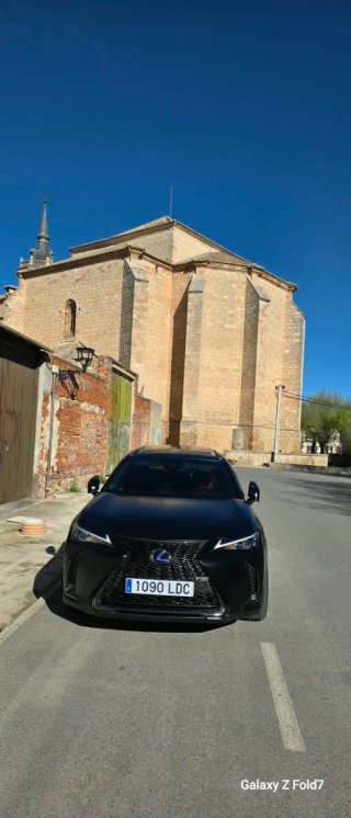 Lexus UX 2020