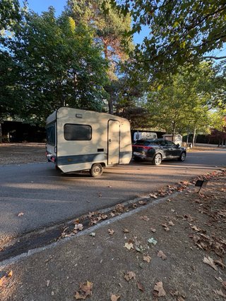 Caravana Adria 750kg reformada con avance