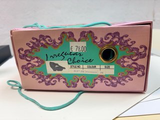 Zapatos de cuña Irregular Choice lunares