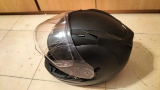 Casco de moto Scorpion negro