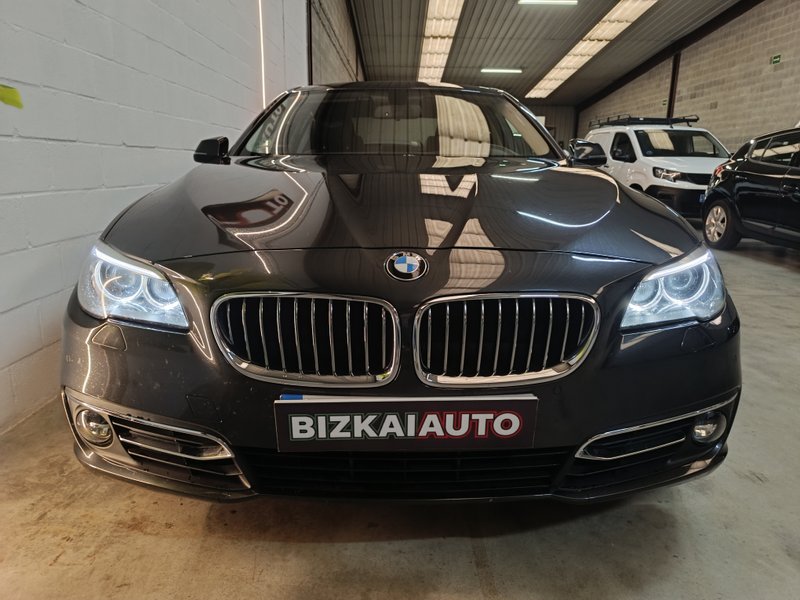 BMW Serie 5 2015, foto 8