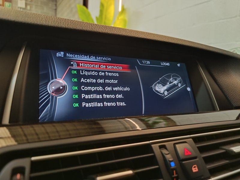 BMW Serie 5 2015, foto 15