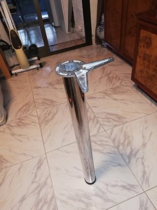 Barra de acero inoxidable  para sujetar encimera