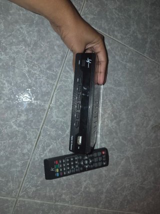 Televisor Samsung 37 pulgadas + Receptor HD