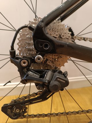 Bicicleta Gravel Giant Revolt Advanced 3